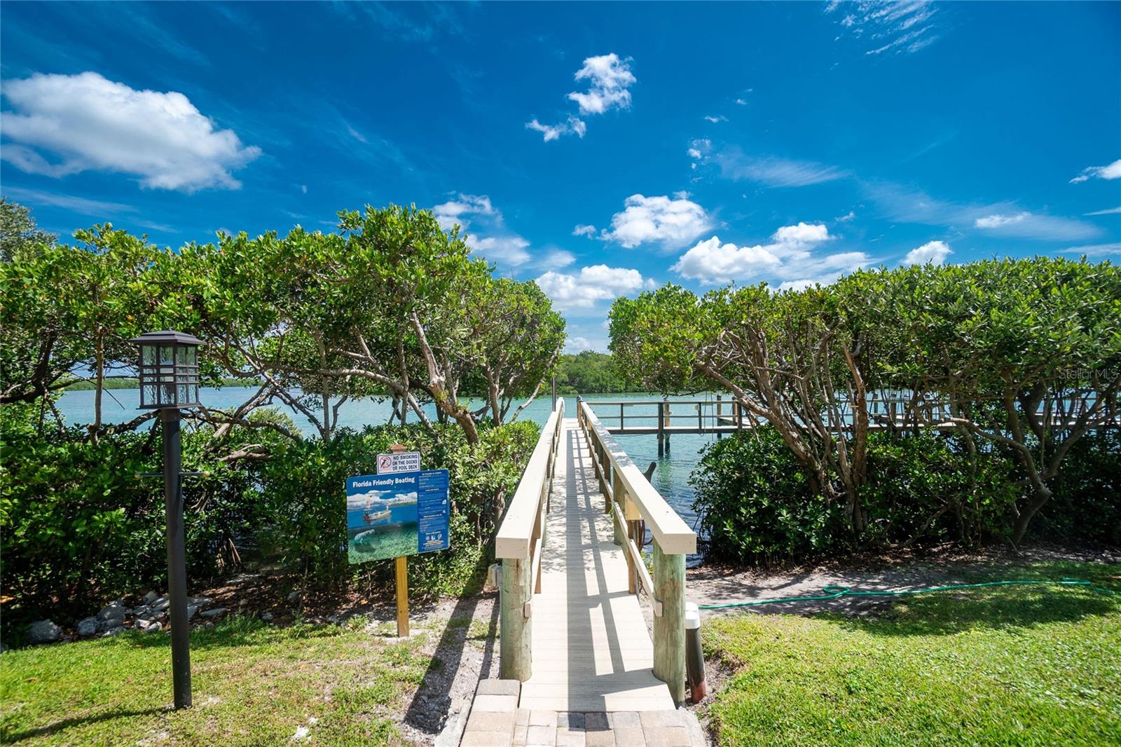 SUNRISE POINTE CONDO - Residential