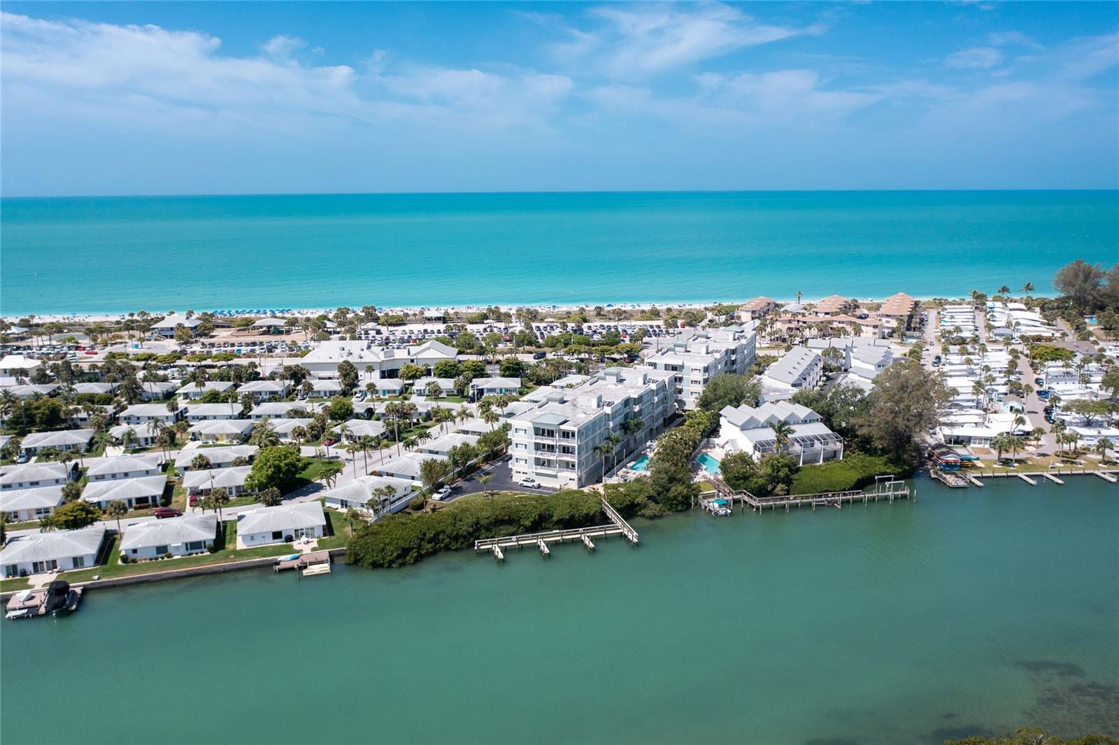 SUNRISE POINTE CONDO - Residential