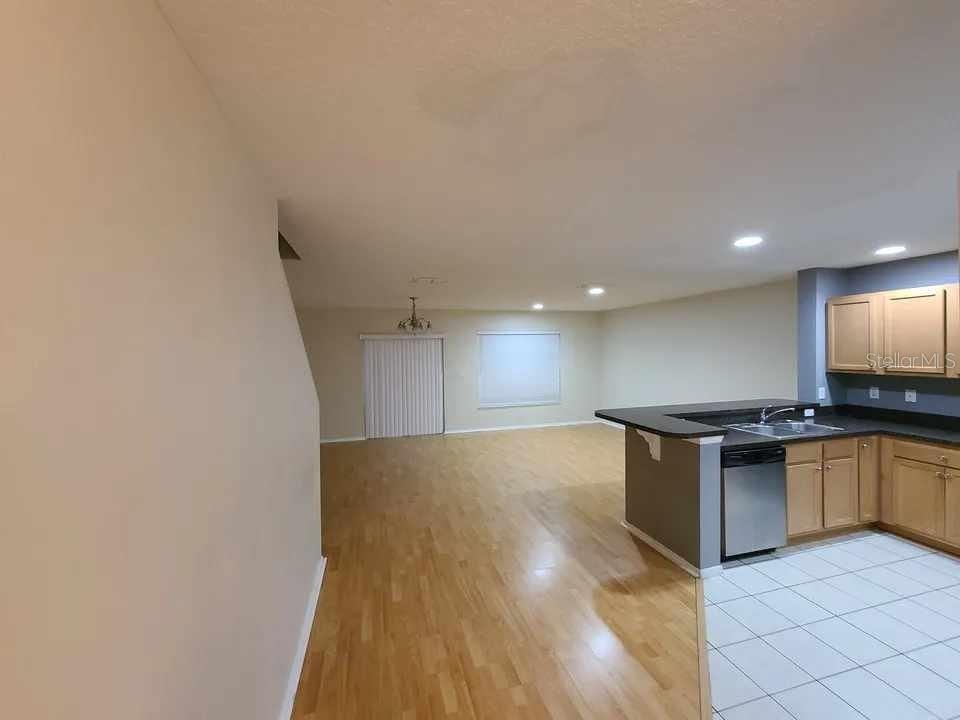 AMBER POINTE UNIT 2 - Residential