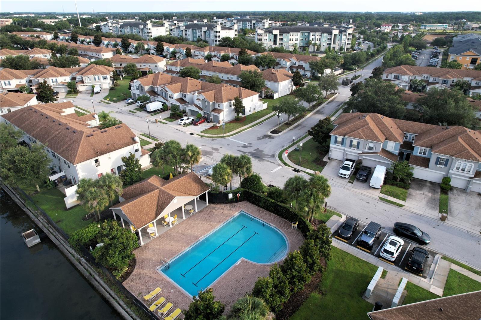AMBER POINTE UNIT 2 - Residential