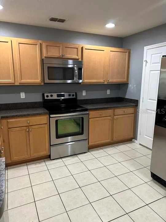 AMBER POINTE UNIT 2 - Residential
