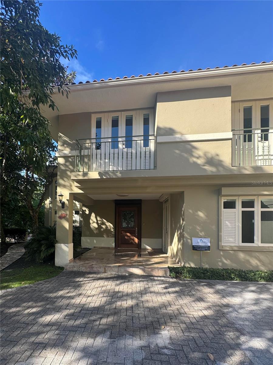 DORADO BEACH EAST - Residential