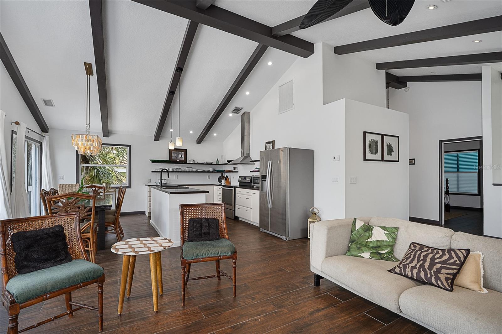 AVALON BY SEA - Residential