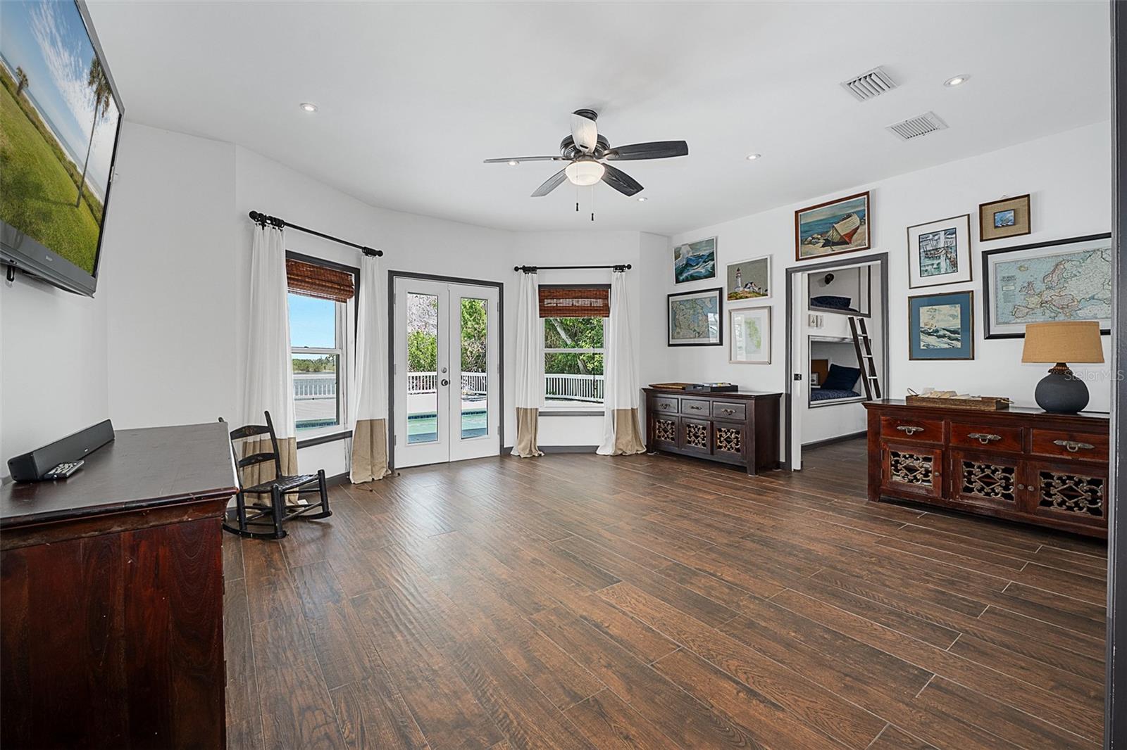 AVALON BY SEA - Residential
