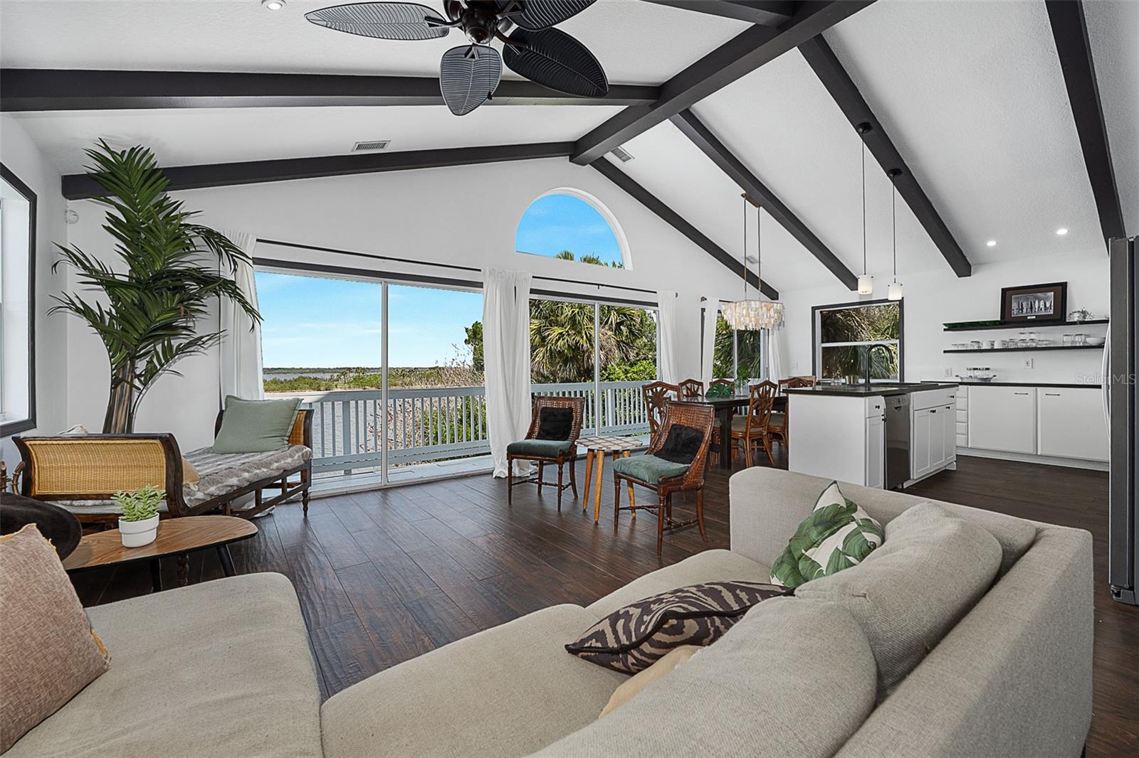 AVALON BY SEA - Residential