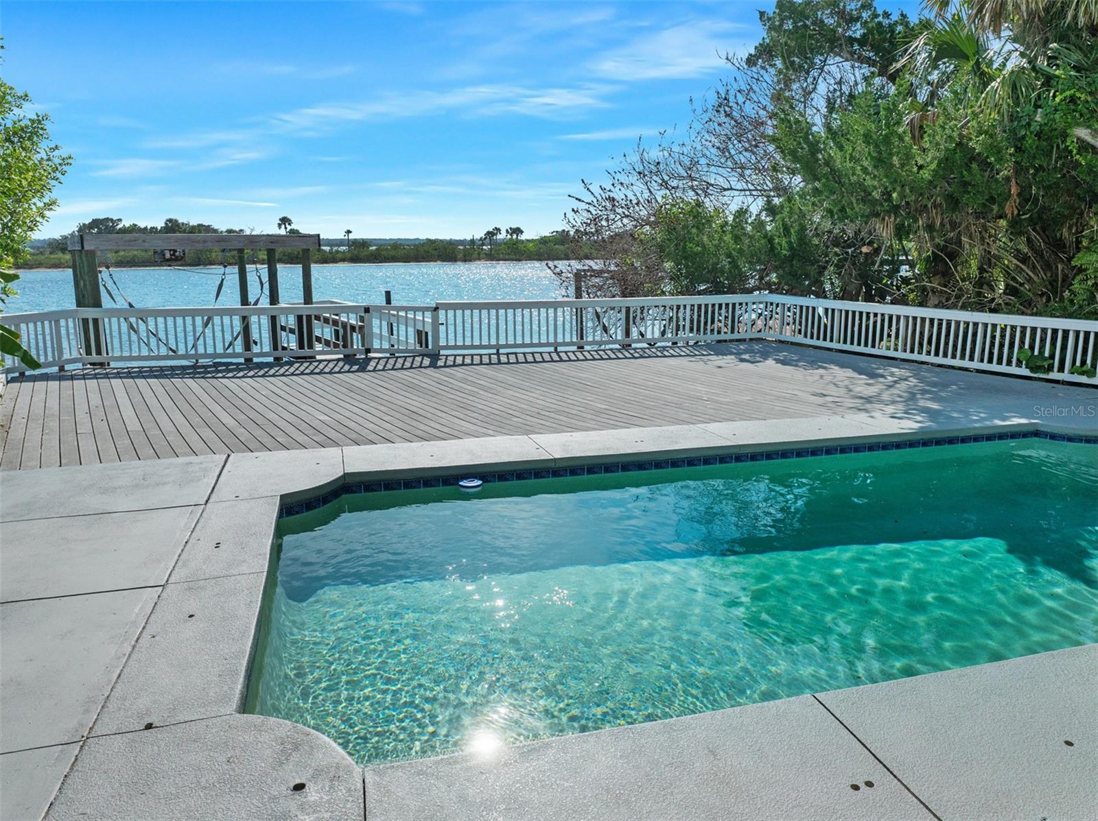 AVALON BY SEA - Residential