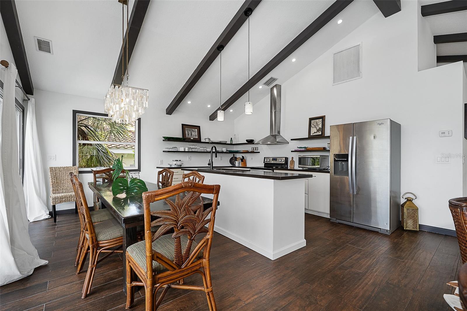 AVALON BY SEA - Residential