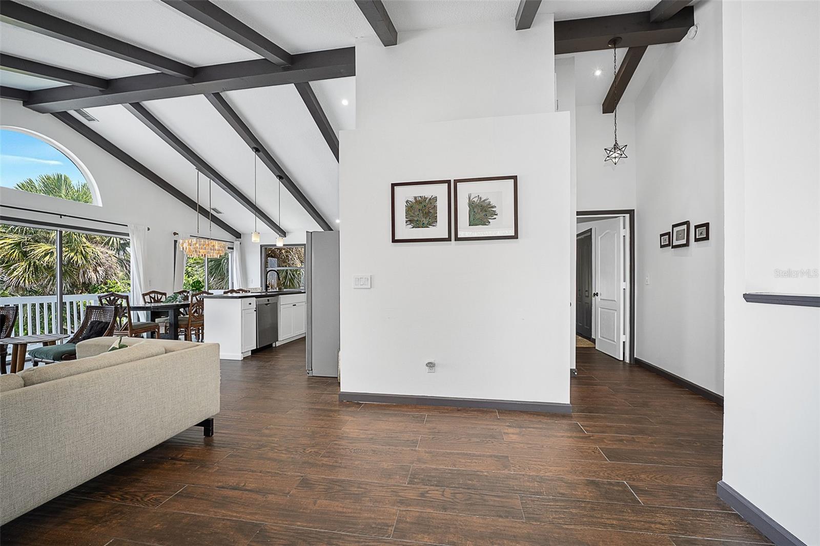 AVALON BY SEA - Residential