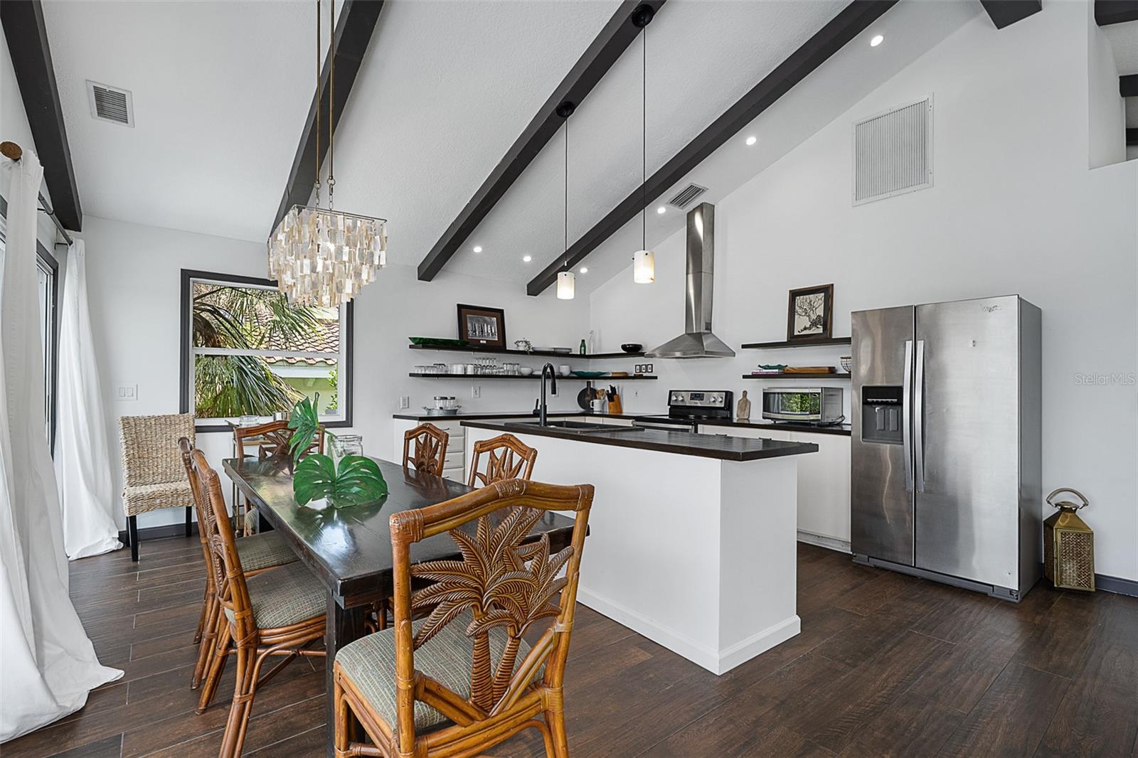 AVALON BY SEA - Residential