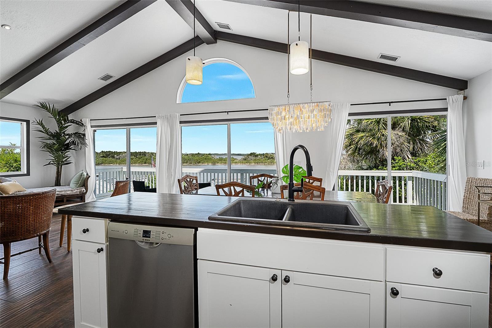 AVALON BY SEA - Residential
