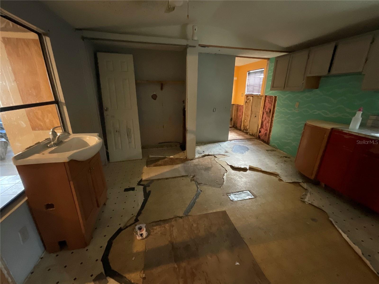 NOT IN SUBDIVISION - Residential
