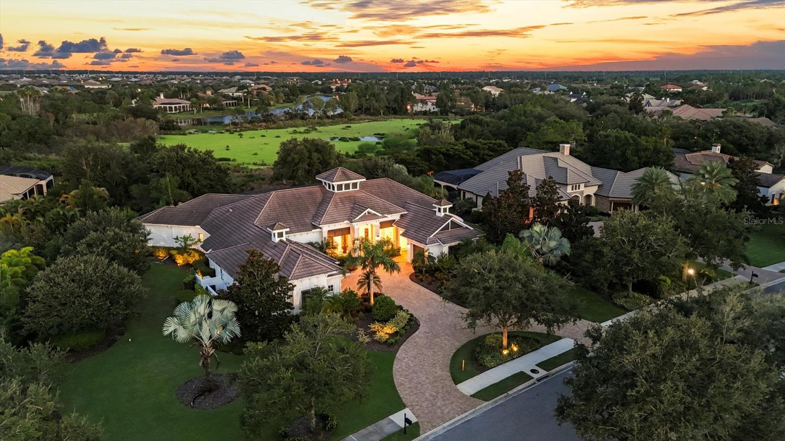 LAKE CLUB PH I - Residential