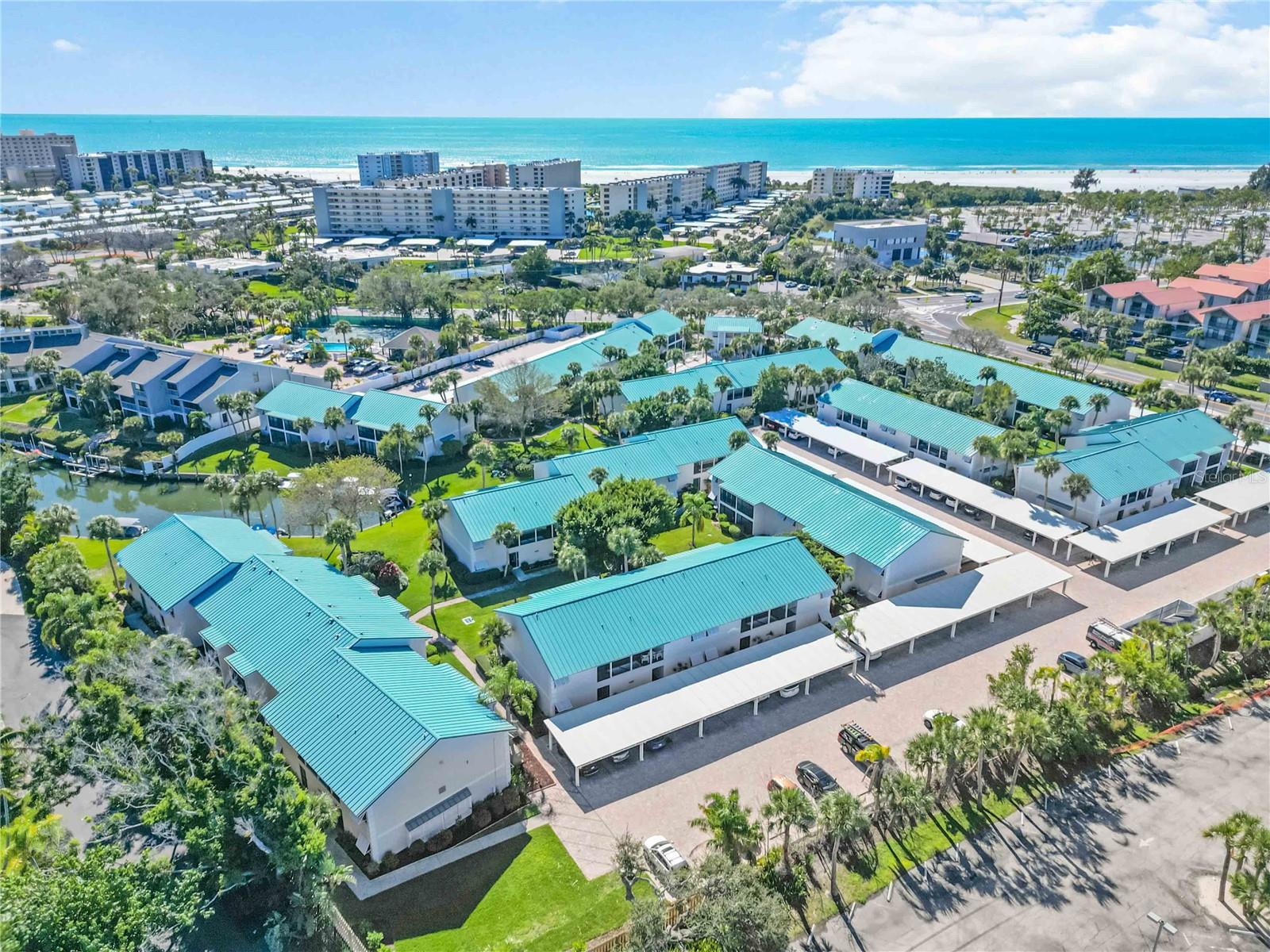 WHITE SANDS VILLAGE - Residential