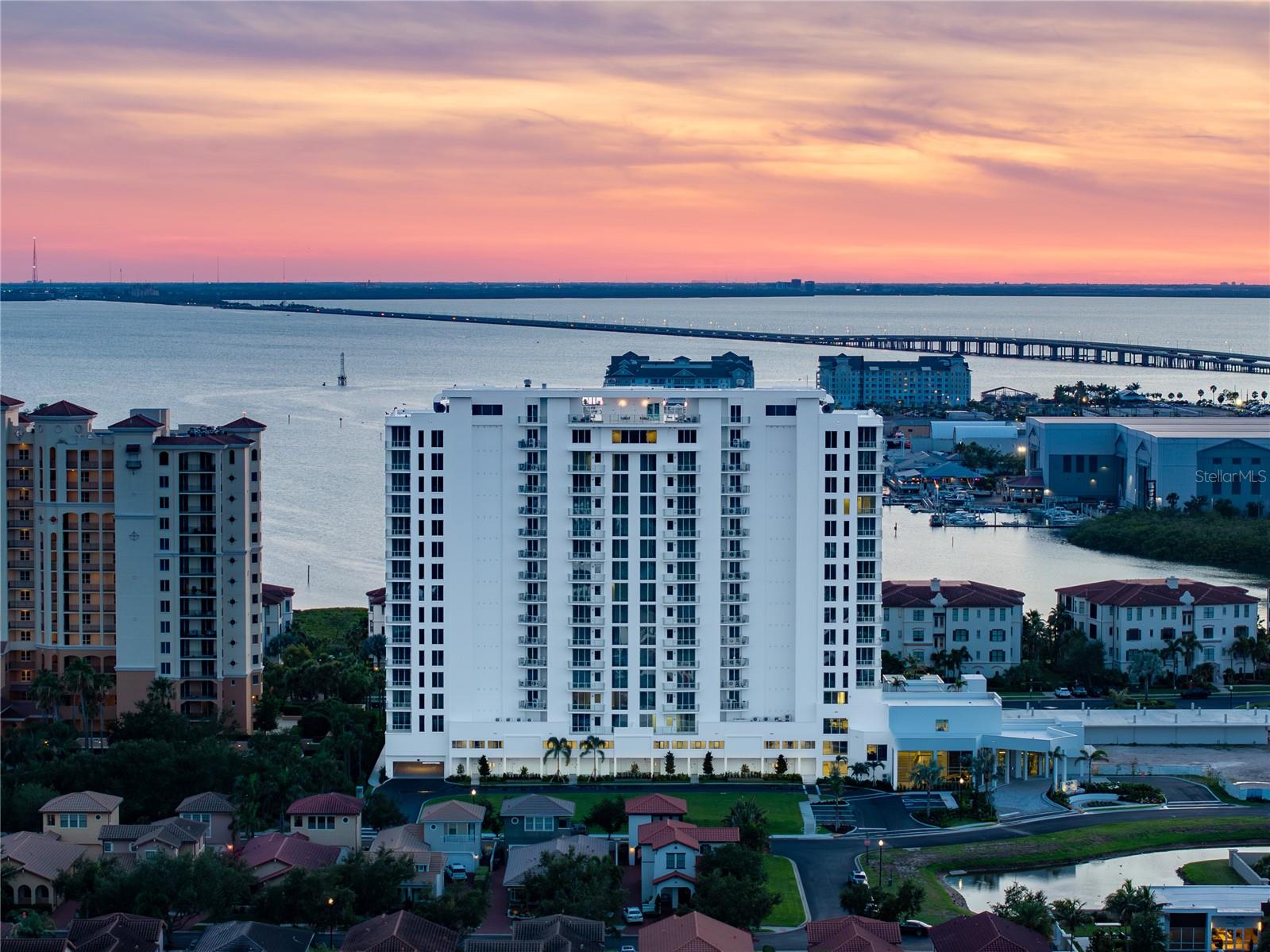 WESTSHORE YACHT CLUB, AQUA TOWER 1 - Residential