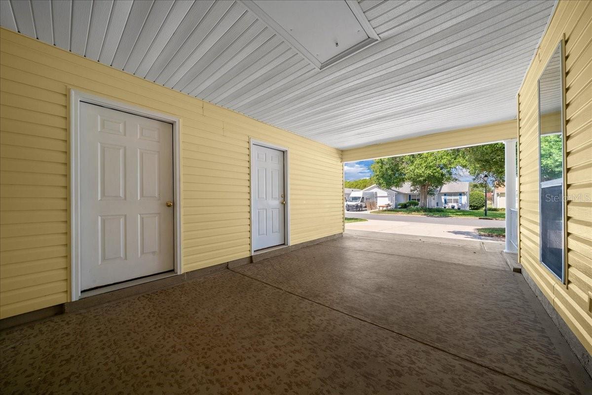 LADY LAKE ORANGE BLOSSOM GARDENS UNIT 15 - Residential
