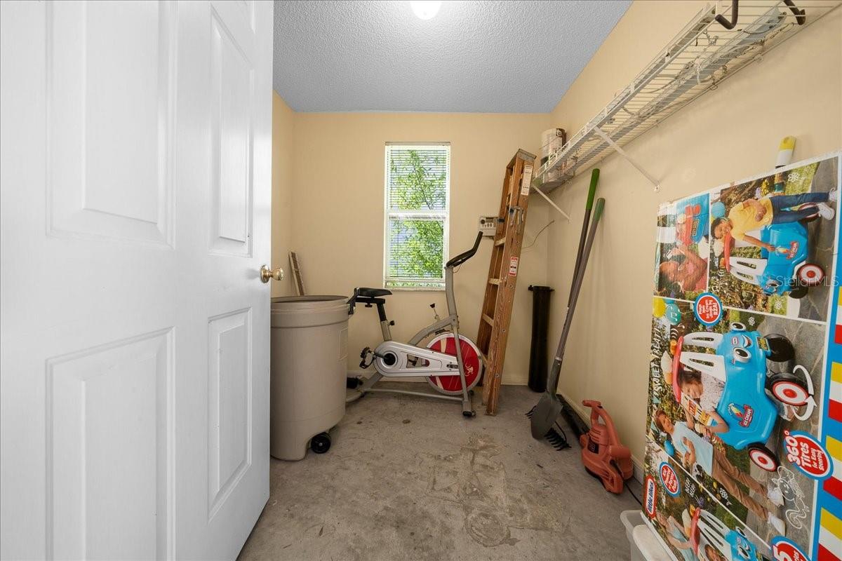 LADY LAKE ORANGE BLOSSOM GARDENS UNIT 15 - Residential