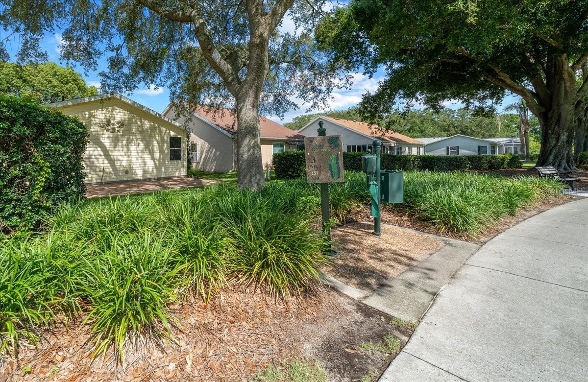 LADY LAKE ORANGE BLOSSOM GARDENS UNIT 15 - Residential