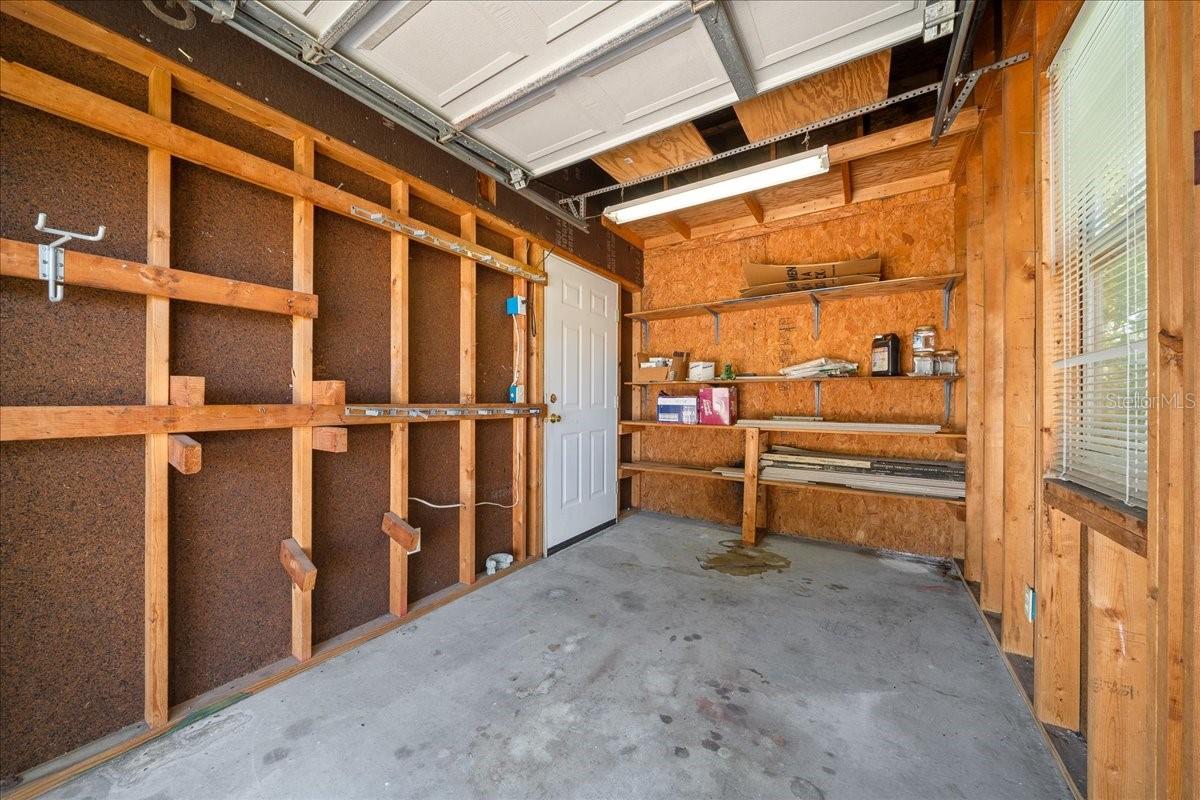 LADY LAKE ORANGE BLOSSOM GARDENS UNIT 15 - Residential