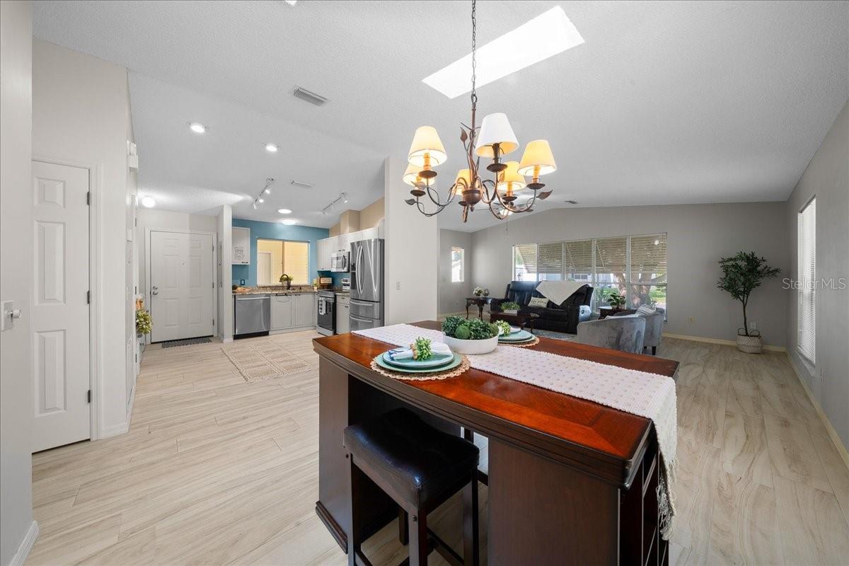 LADY LAKE ORANGE BLOSSOM GARDENS UNIT 15 - Residential