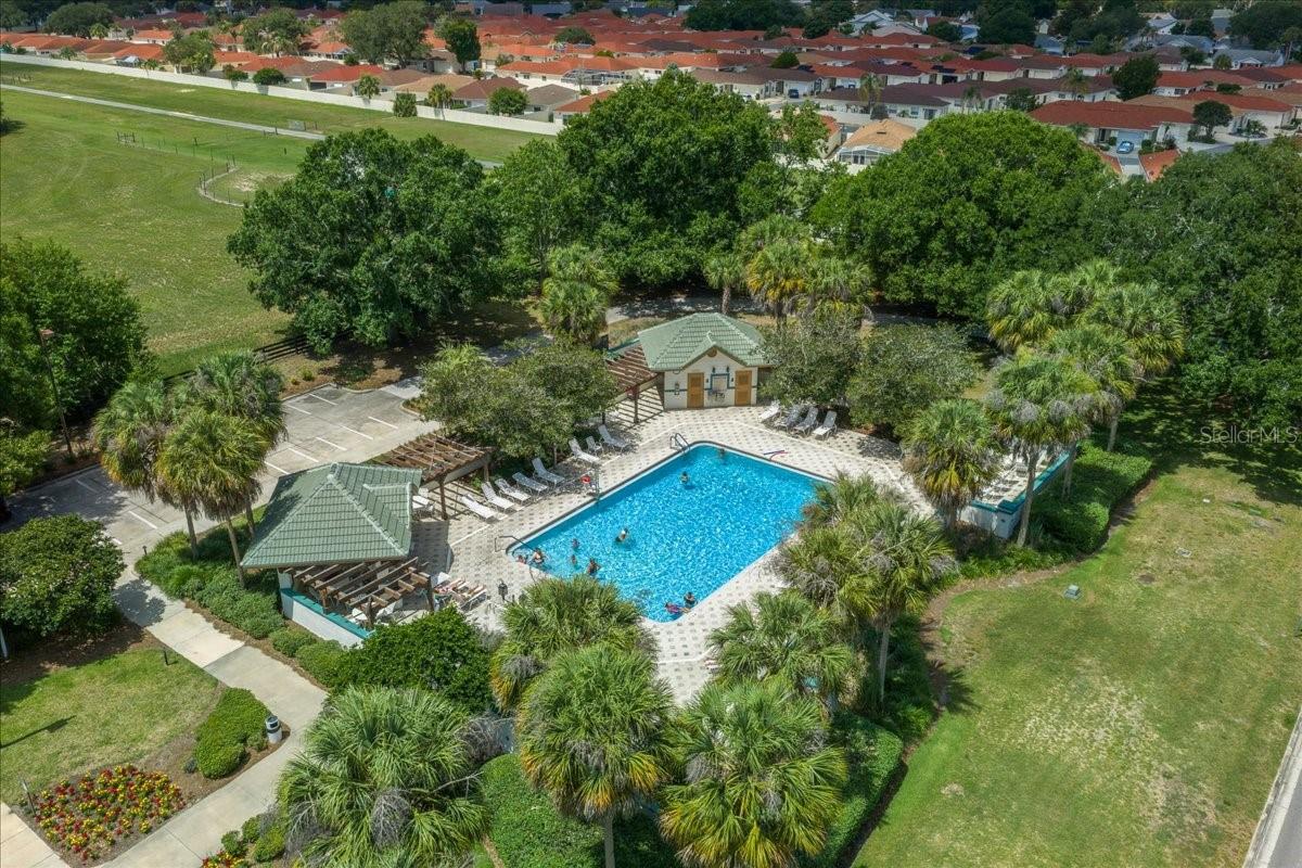 LADY LAKE ORANGE BLOSSOM GARDENS UNIT 15 - Residential