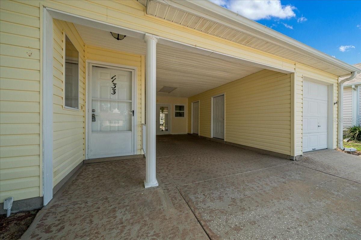 LADY LAKE ORANGE BLOSSOM GARDENS UNIT 15 - Residential