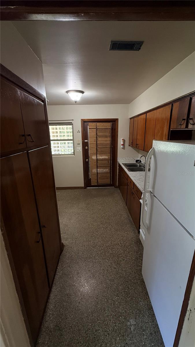 WAITES W H - Residential Lease