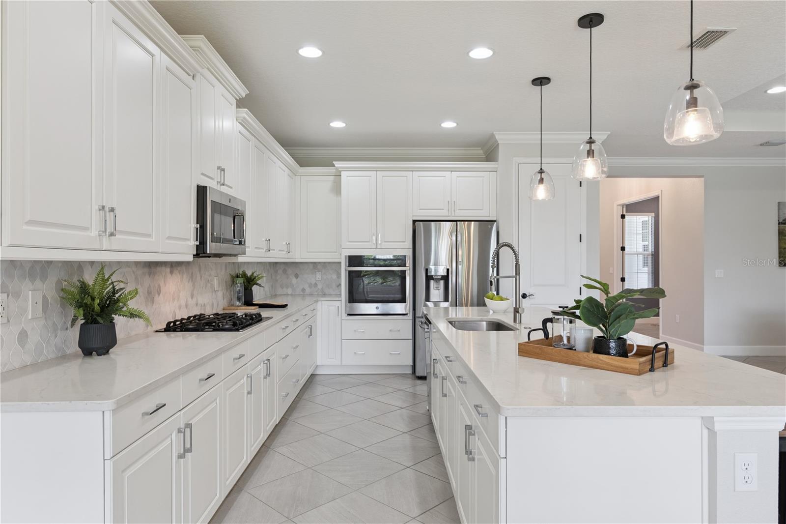 VICTORIA HILLS PH 4 - Residential