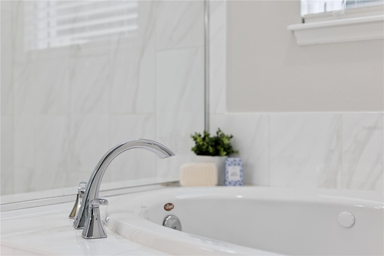 VICTORIA HILLS PH 4 - Residential