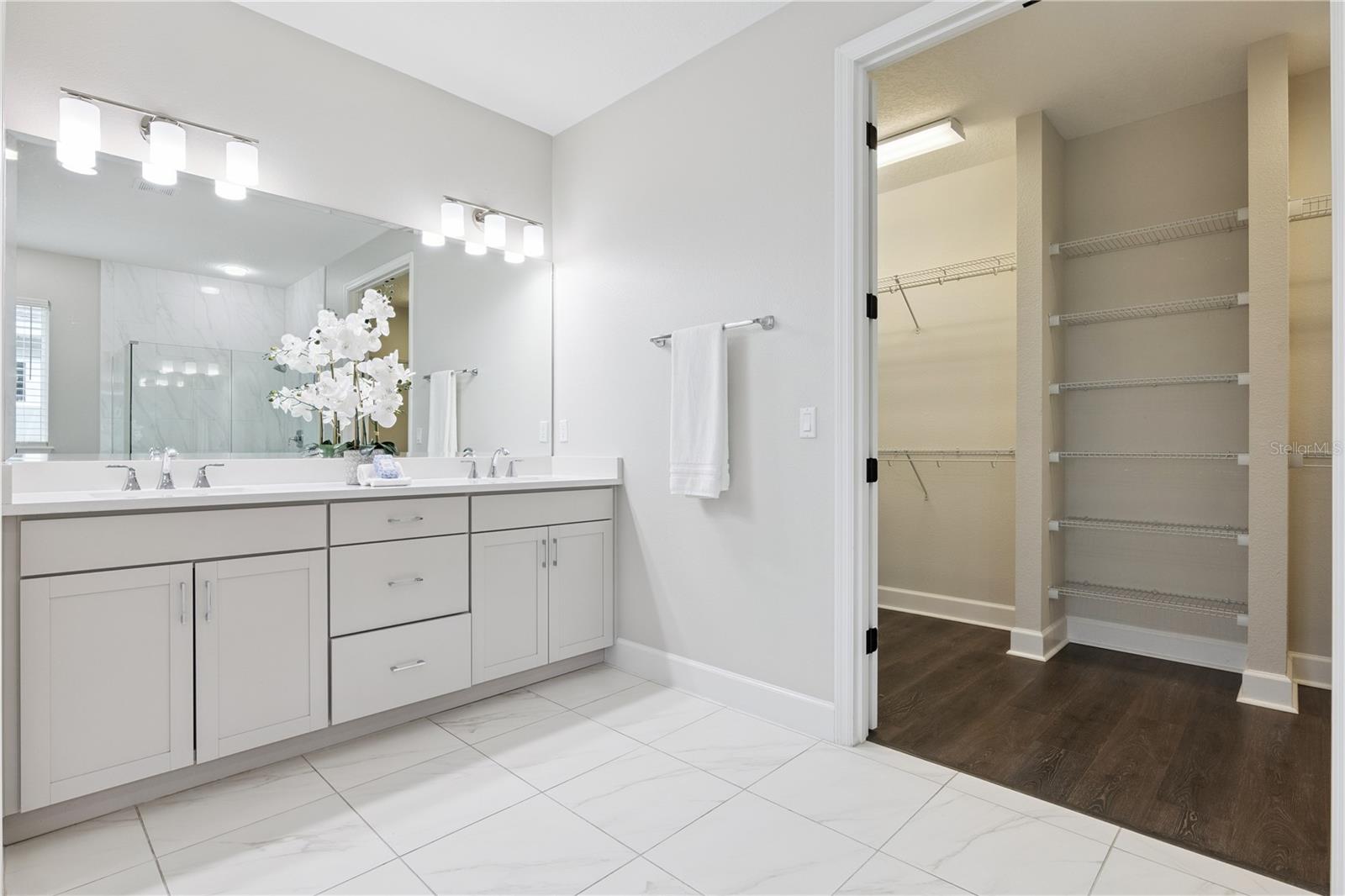 VICTORIA HILLS PH 4 - Residential