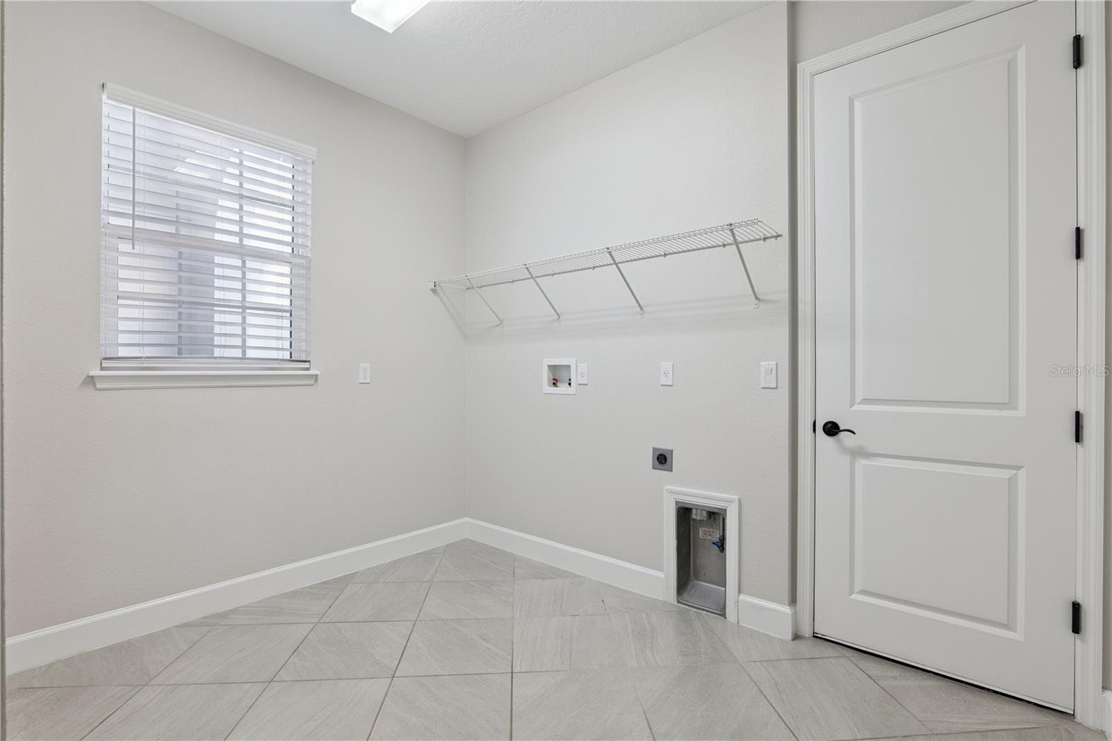 VICTORIA HILLS PH 4 - Residential