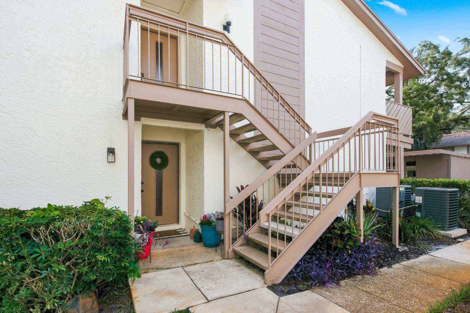 YORKTOWN AT BEACON PLACE CONDO PH 1 - Residential