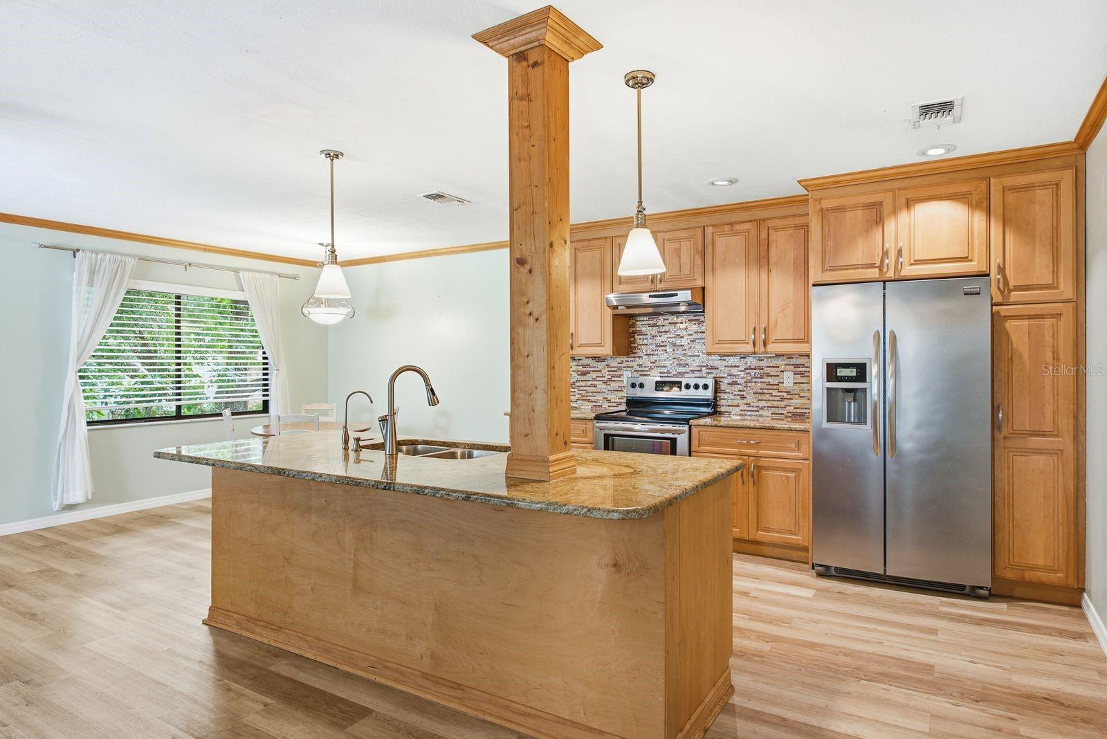 YORKTOWN AT BEACON PLACE CONDO PH 1 - Residential