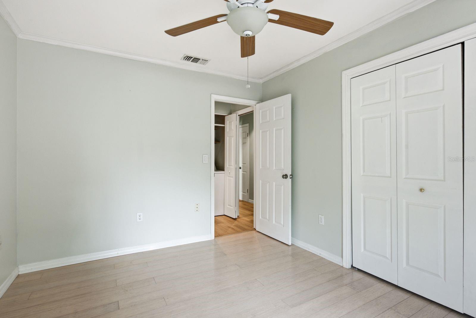 YORKTOWN AT BEACON PLACE CONDO PH 1 - Residential