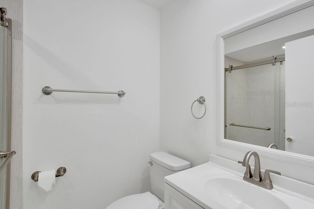 BUNKER OAKS - Residential