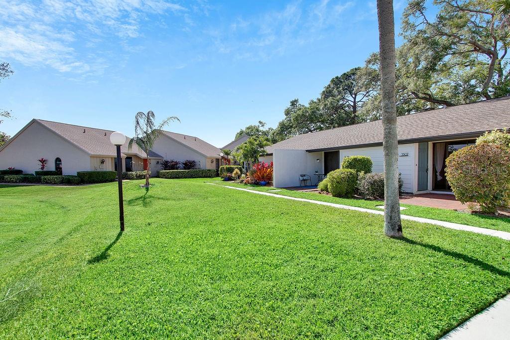 End unit overlooking the golf course in Bunker Oaks. This is a nicely renovated 1 bed/1 bath condo with new flooring, stainless steel appliances and butcher counter tops. Large master bedroom with Italian walk-in shower. Washer/ Dryer inside the unit. Enjoy golf course view from your patio and living room. The Meadows is the perfect location to enjoying wildlife, golfing, shopping and dinning. Bunker Oaks is a beautiful community with pool and decks located next to the Private Meadows golf & country club. The Meadows are also famous for its many trails, perfect for walking, biking or bird watching. Outstanding golf courses, tennis, fitness and dining at wonderful restaurants…all this and more are only steps away. Downtown Sarasota is approx 15 min drive. Whole food and UTC just a few minutes away. Flexible rental allowed. 1 month minimum 12 times a year. currently rented $1450/ month on an annual lease.
