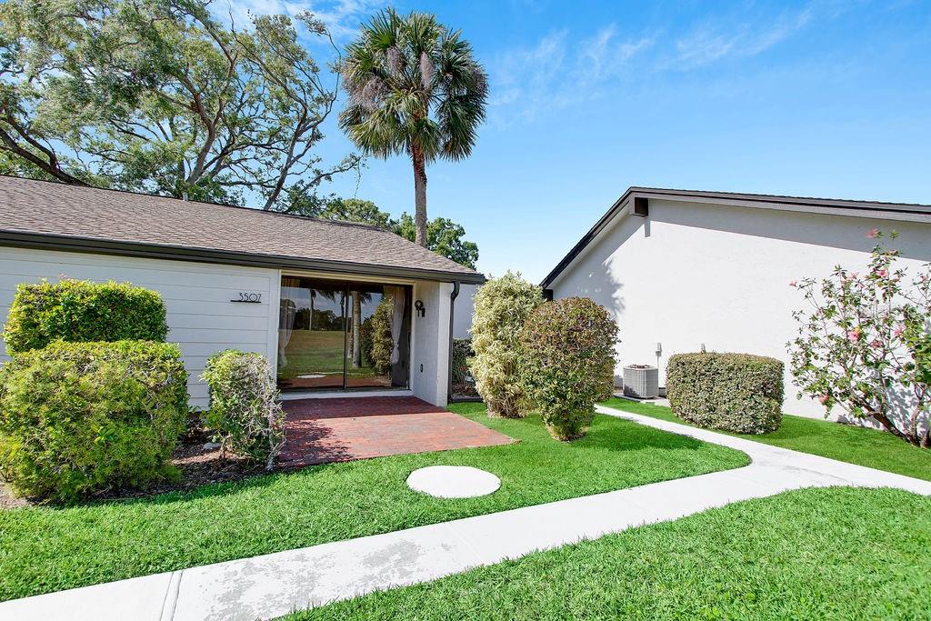 BUNKER OAKS - Residential