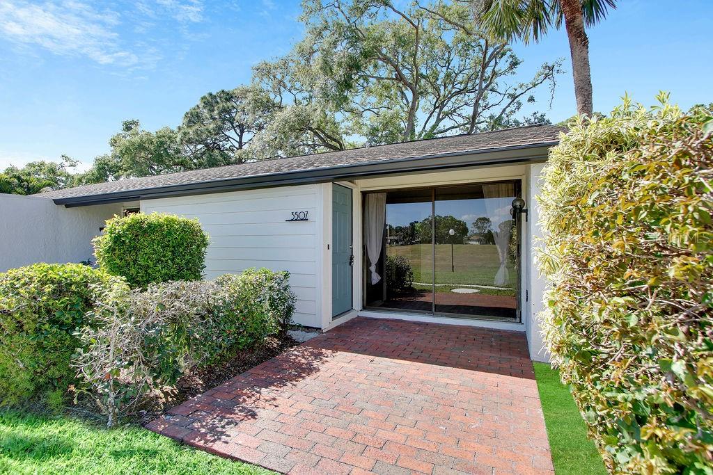 BUNKER OAKS - Residential