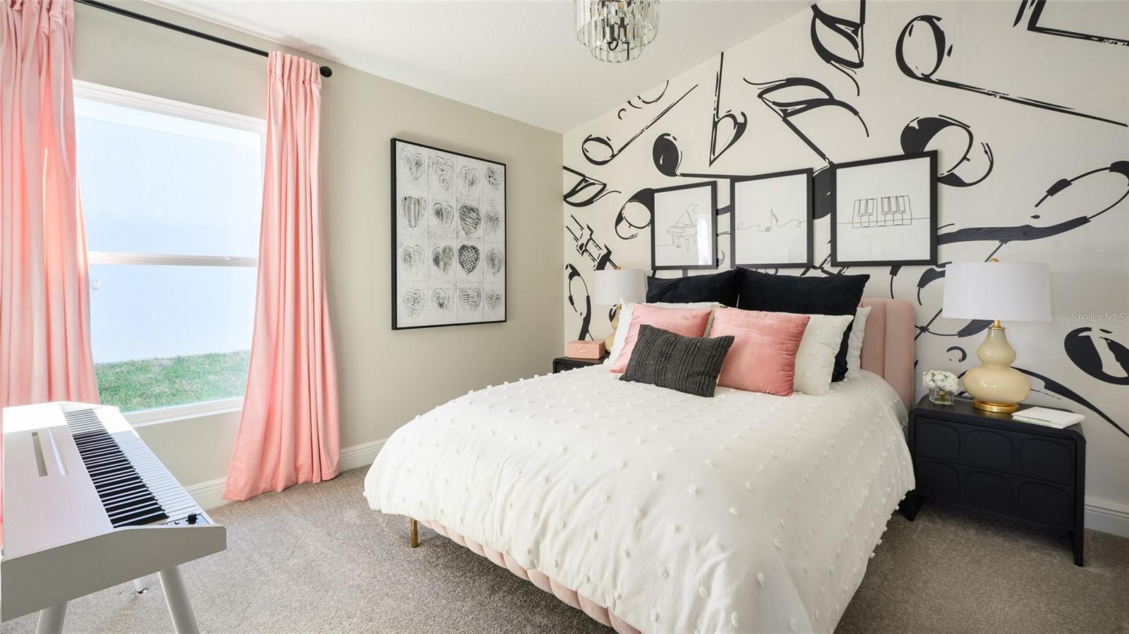 PASADENA LANDING - Residential