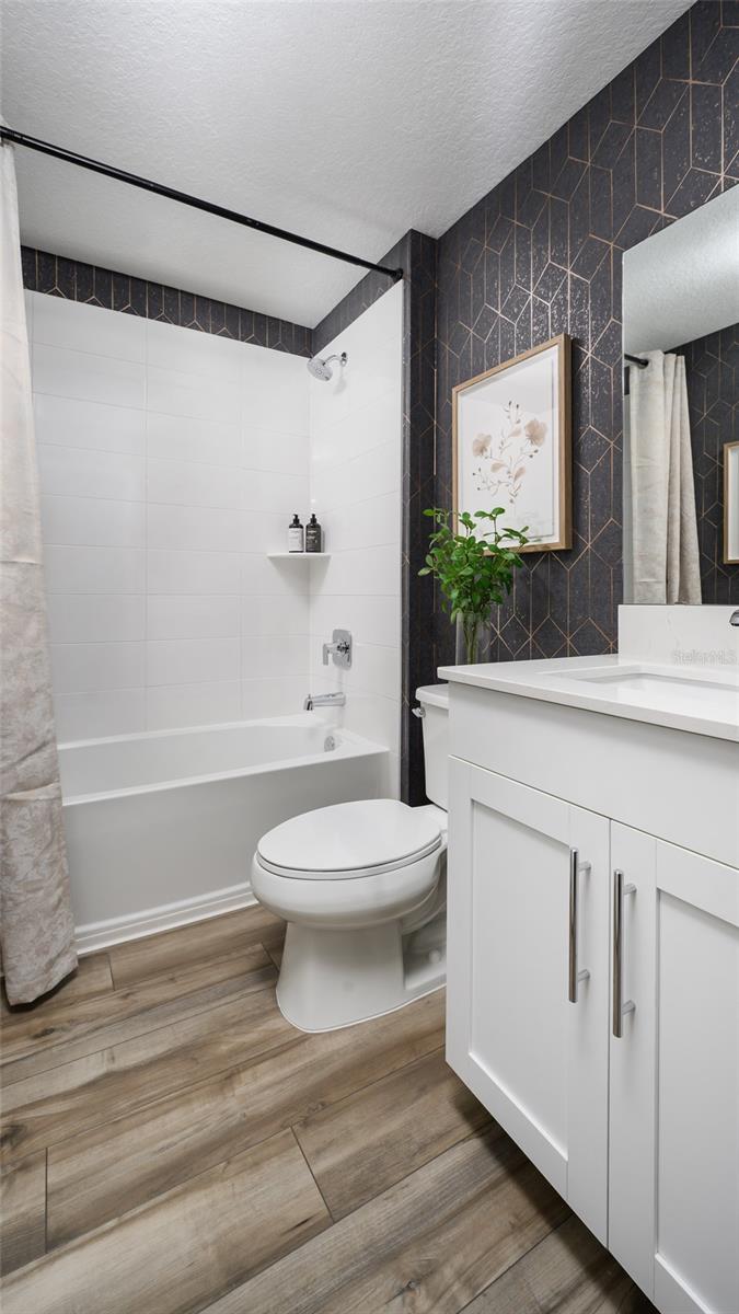 PASADENA LANDING - Residential