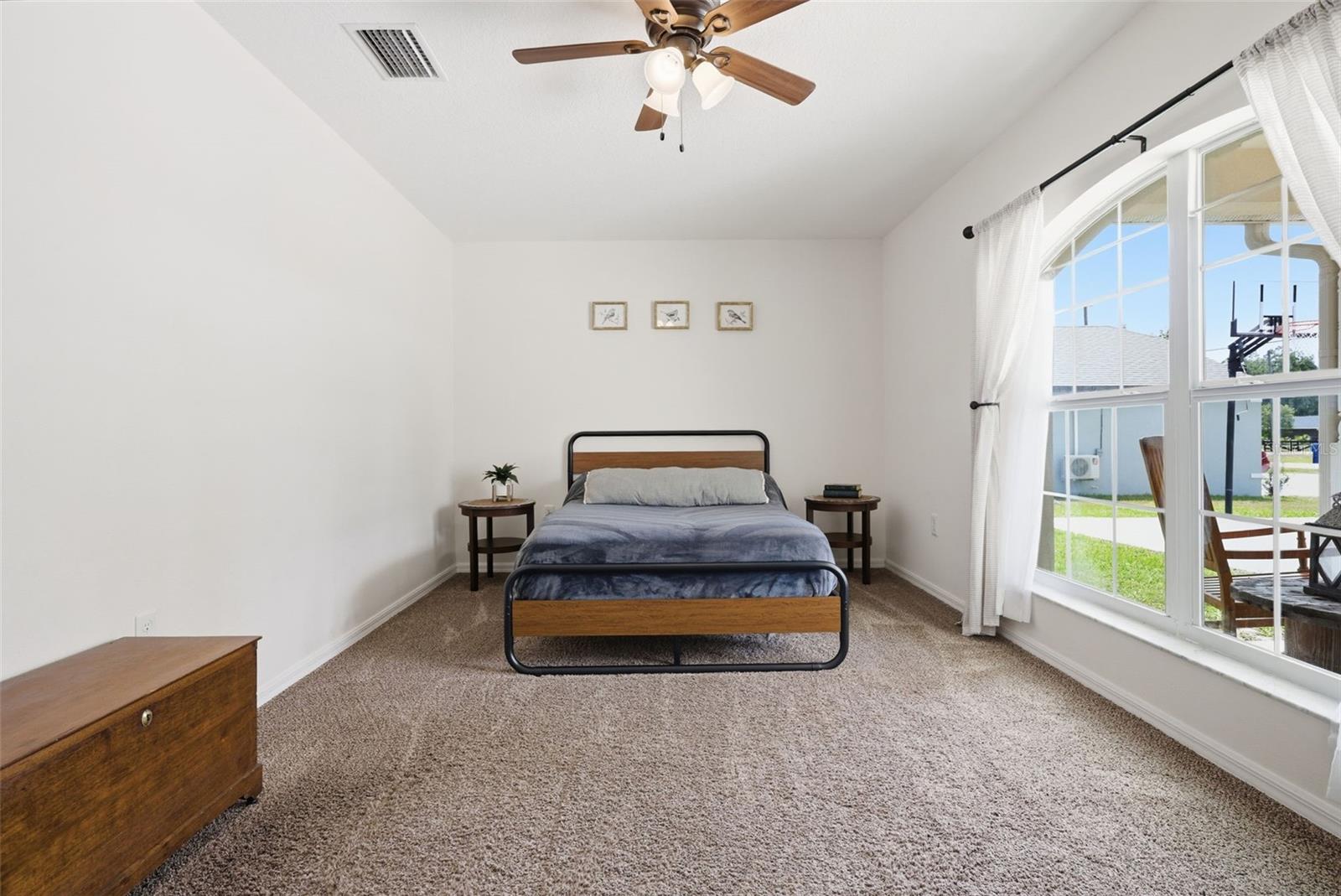 ROYAL HIGHLANDS - Residential