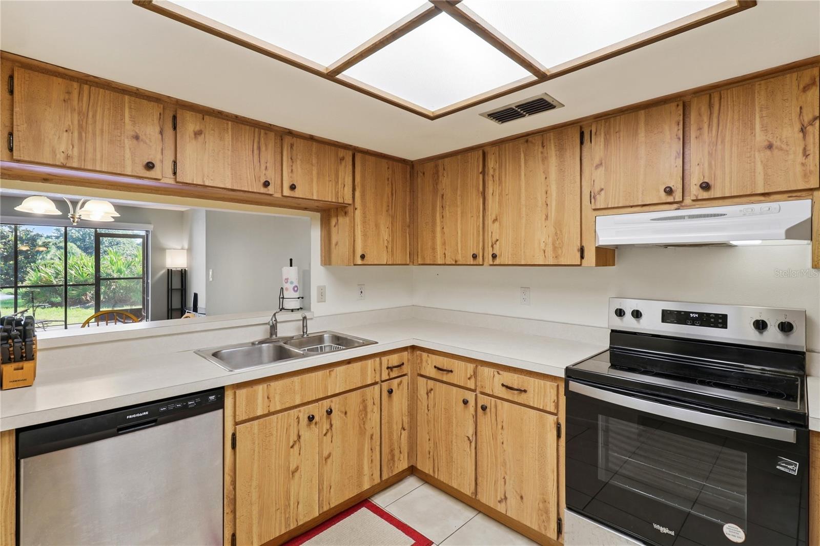 MISTY SPRINGS CONDOS - Residential