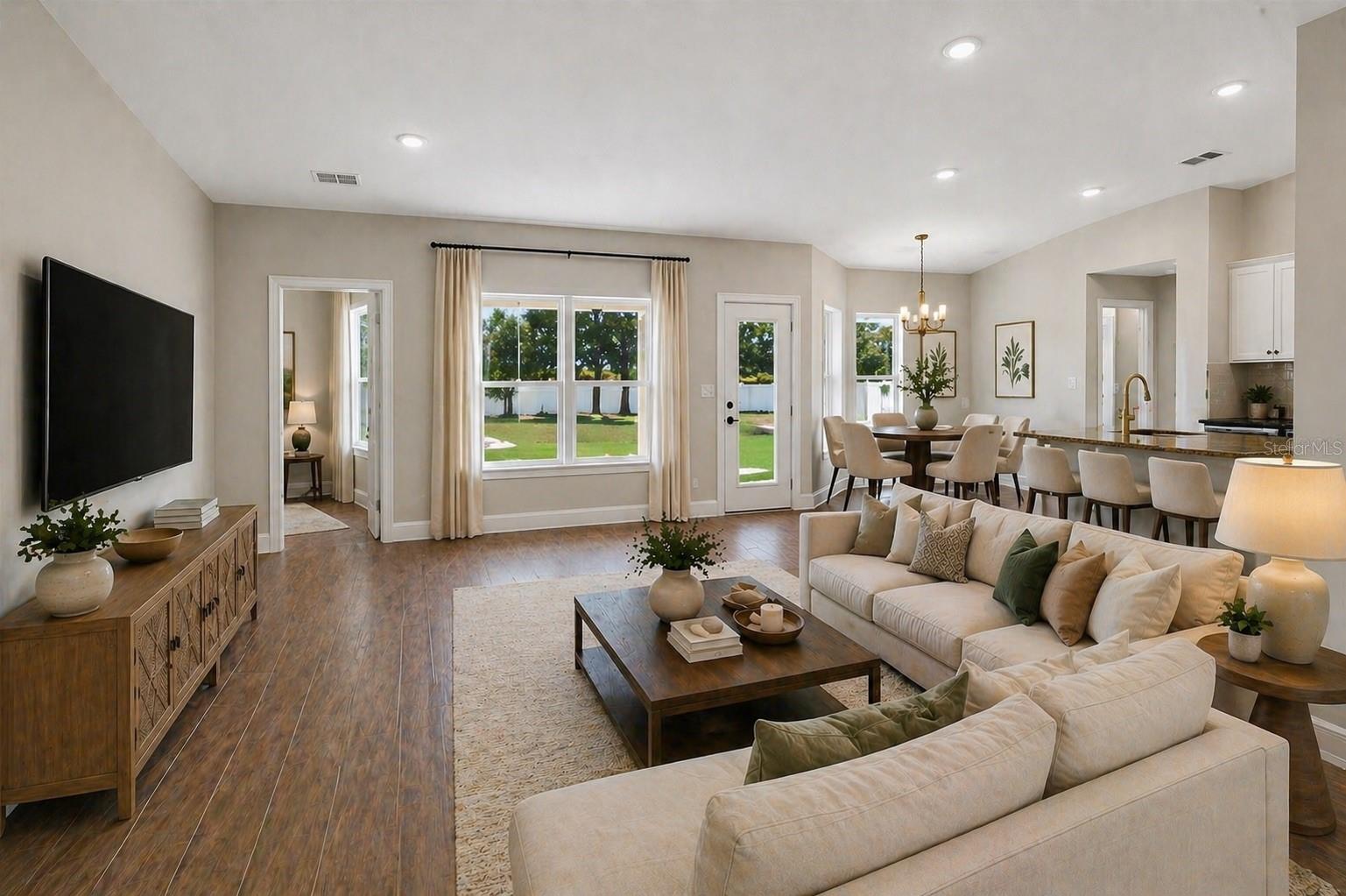 HILL COUNTRY ESTATES - Residential