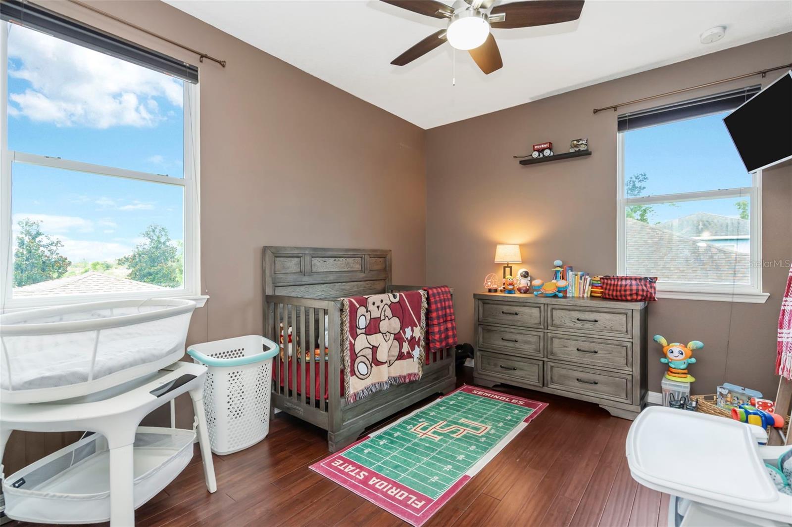 NEW RIVER LAKES PH 01 - Residential