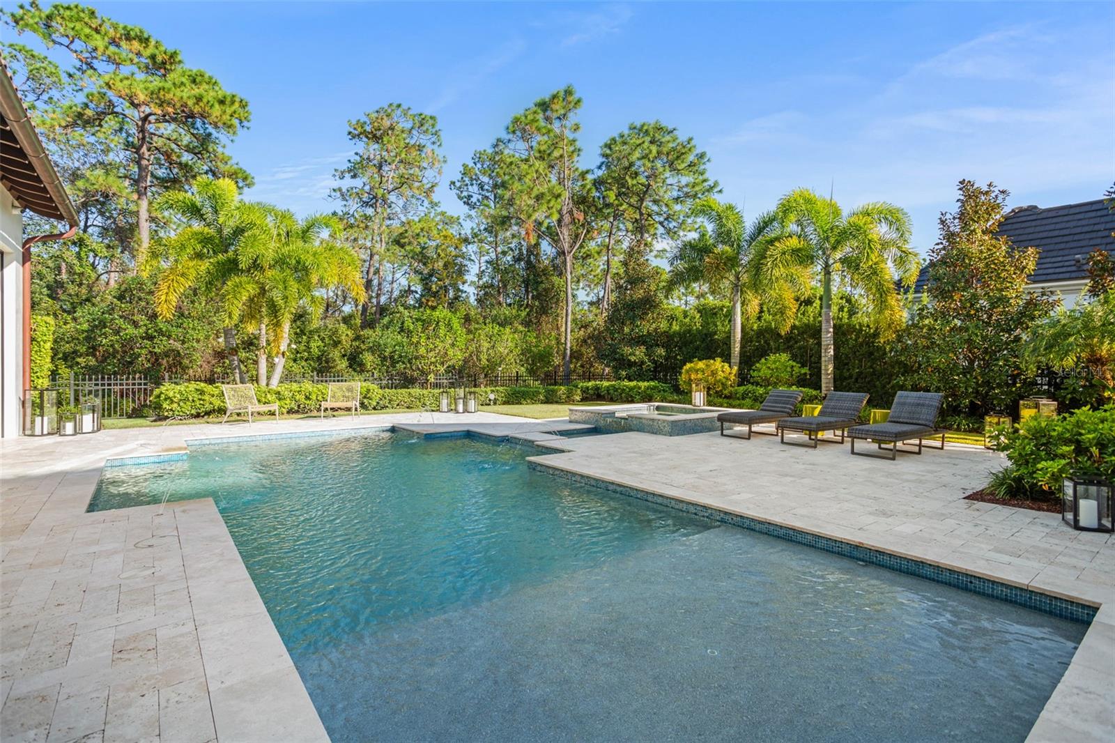 GOLDEN OAK - Residential Lease
