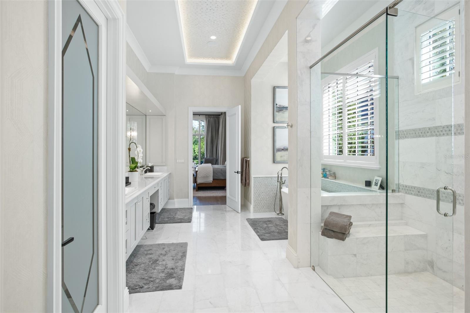 GOLDEN OAK - Residential Lease
