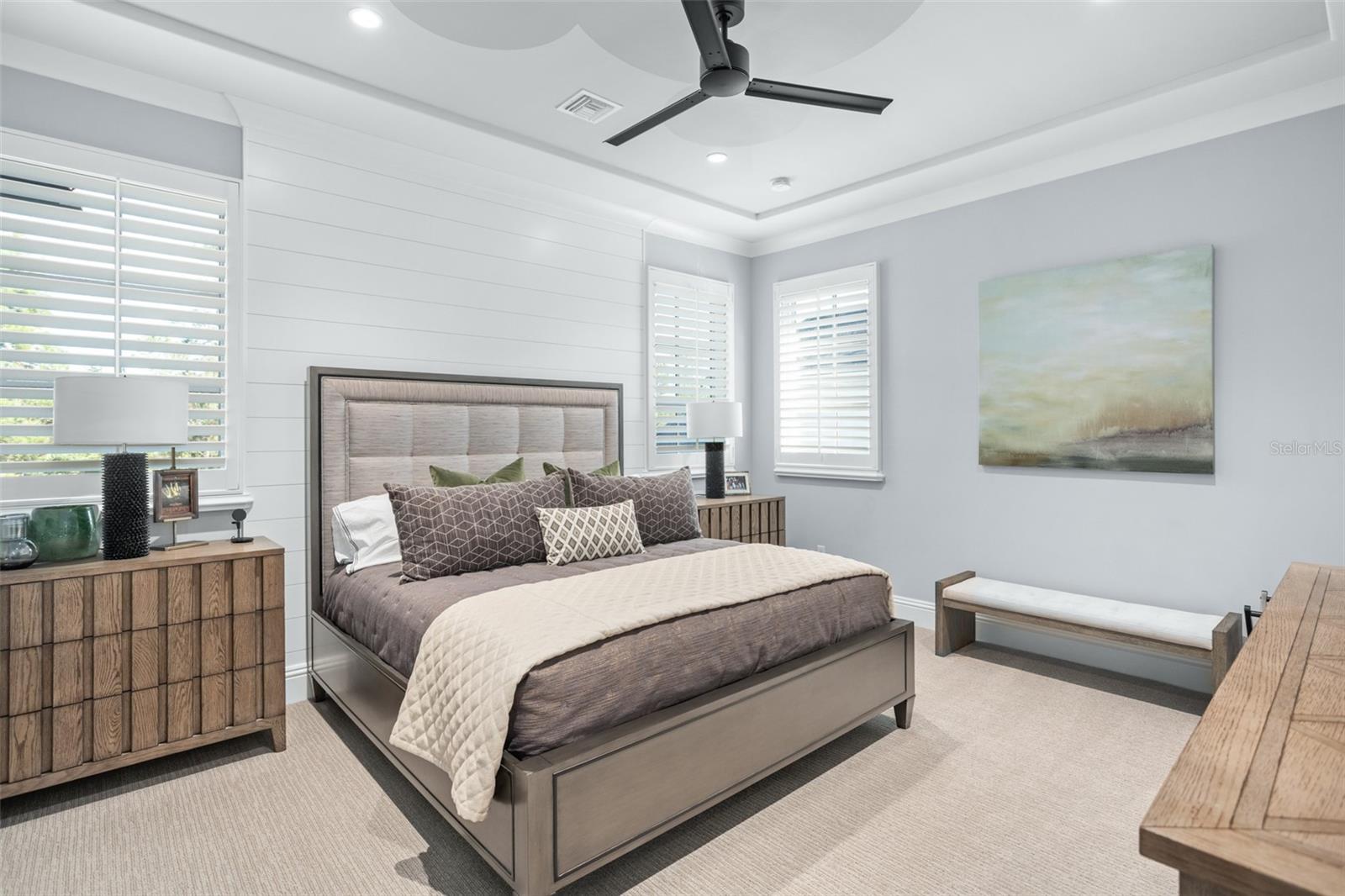 GOLDEN OAK - Residential Lease
