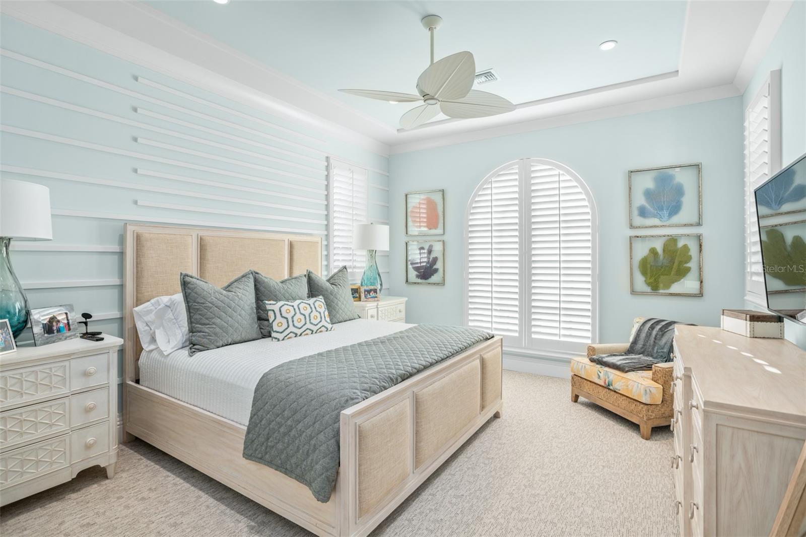 GOLDEN OAK - Residential Lease