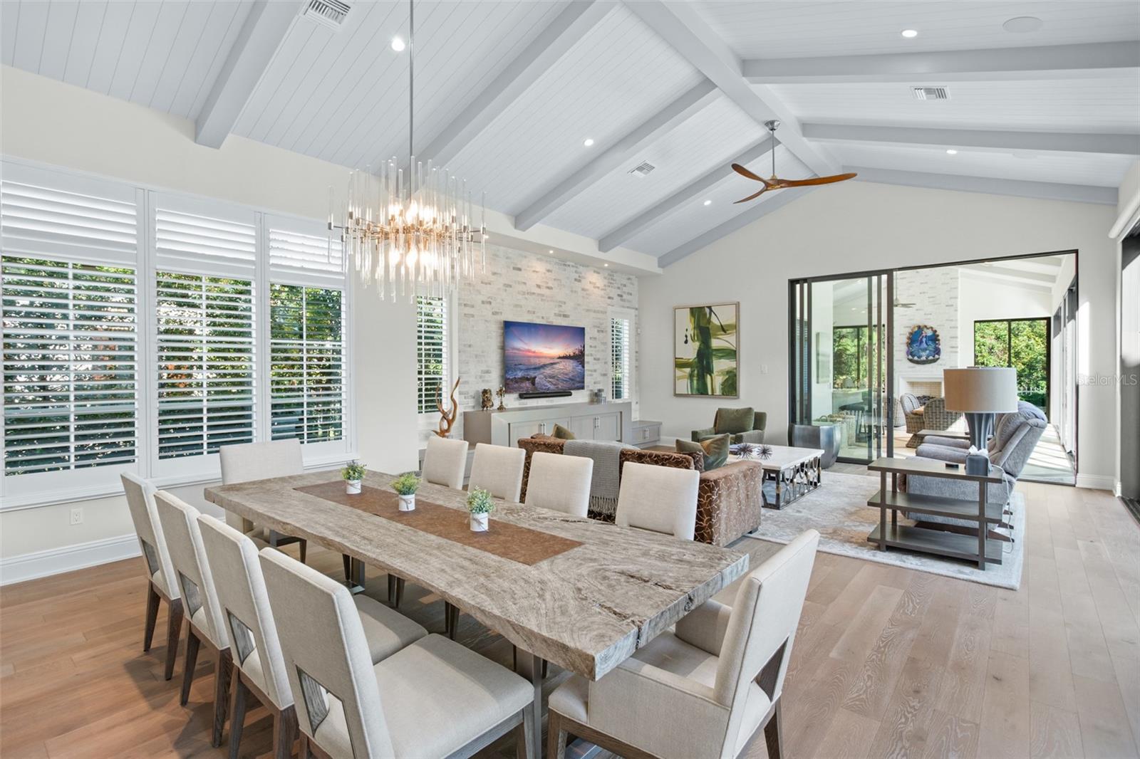 GOLDEN OAK - Residential Lease