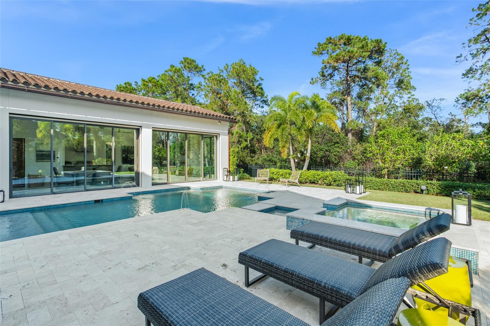 GOLDEN OAK - Residential Lease