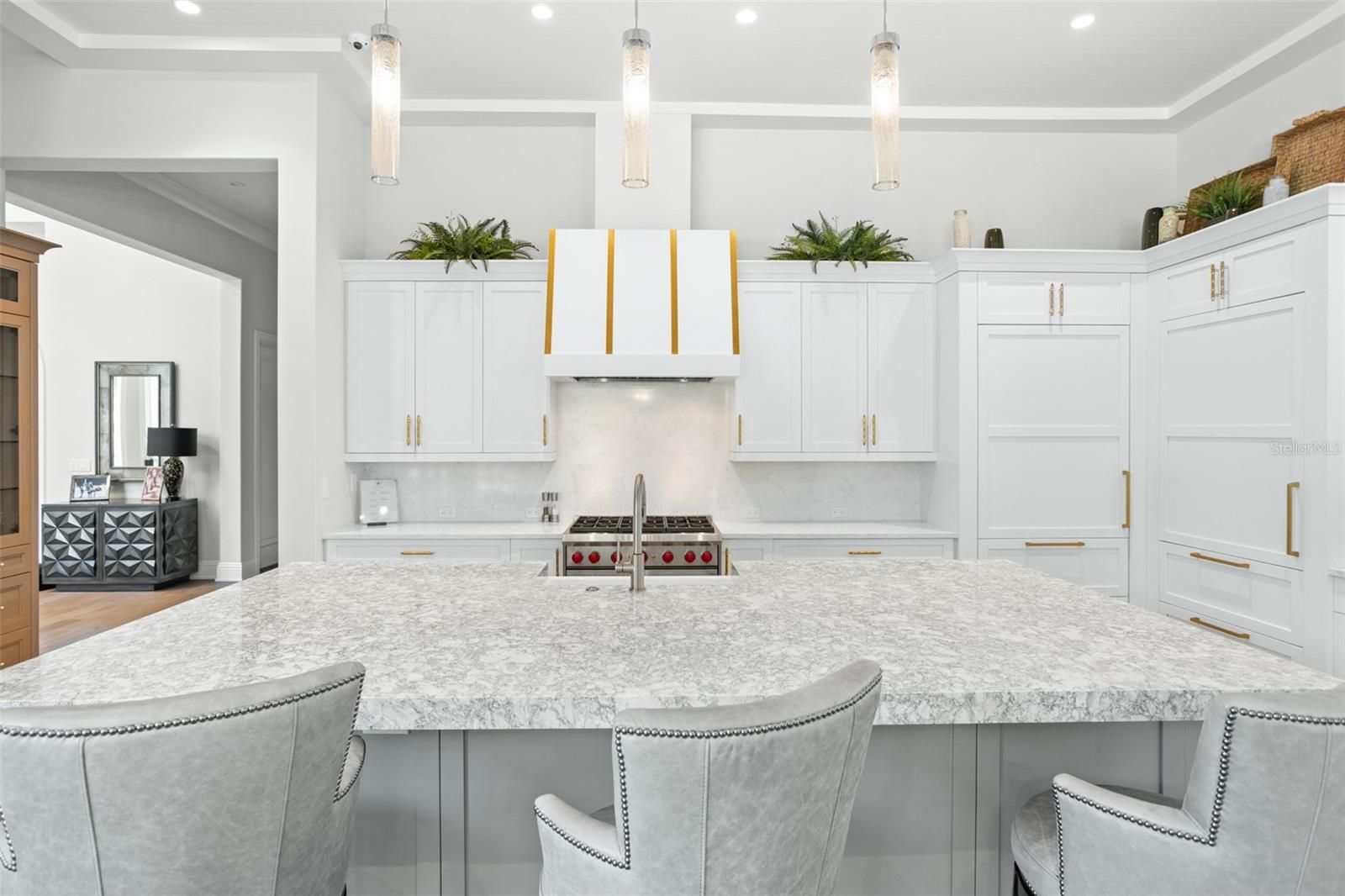 GOLDEN OAK - Residential Lease